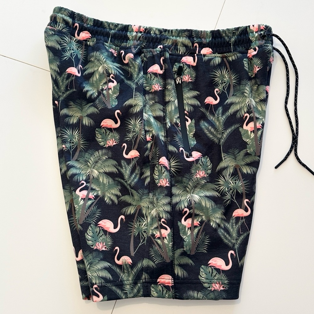 Burnside Lounge Shorts/Flamingo and Palms/ Cotton Stretch Fleeced waist 36 NWOT - Picture 4 of 10